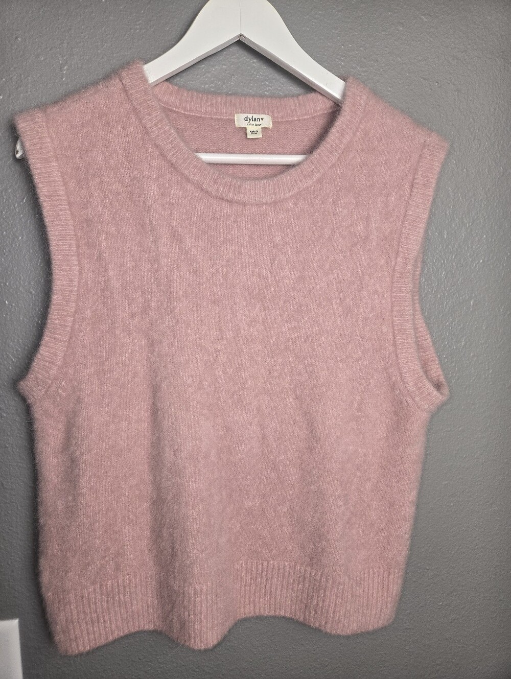 Dylan Pink Alpaca Blend Soft Sweater Vest Size XL